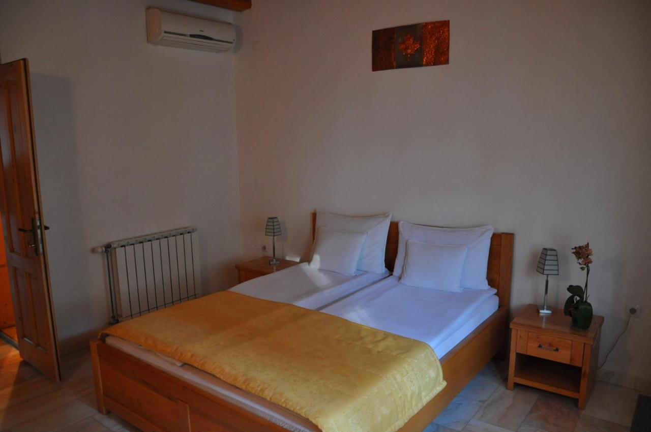 Vila Sara/Adult Only Совата Экстерьер фото
